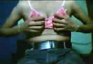 Mature Pinay hary with bush