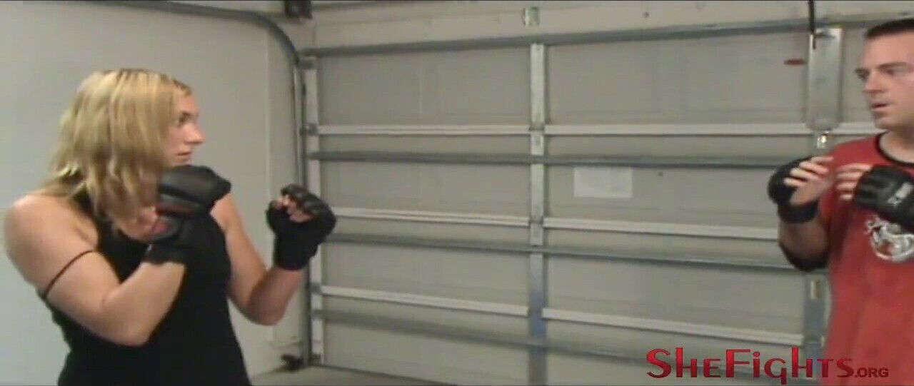 Beefy, army women, european