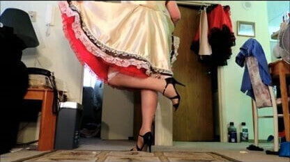 upskirt (for RIchard Terry romantics)