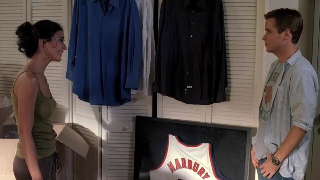 Emmanuelle Chriqui - Entourage