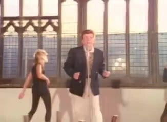 Hot redhead performing super hot solo 