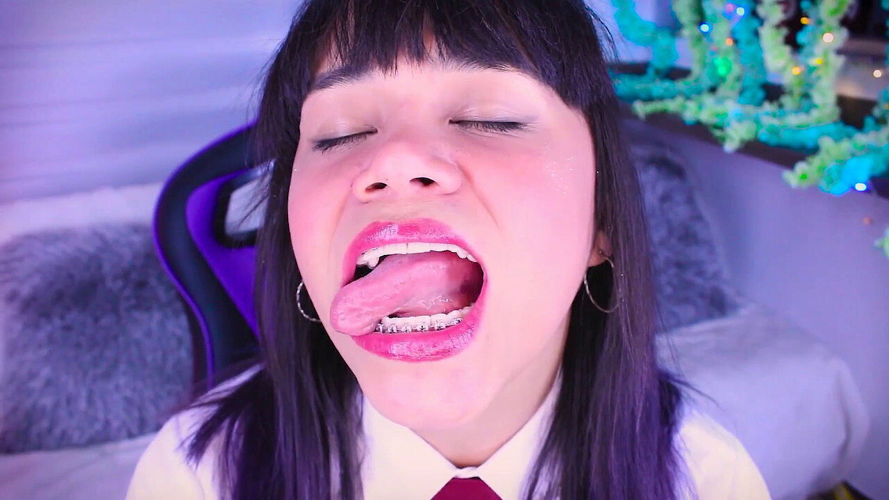 Tongue, lilamoon, slaver