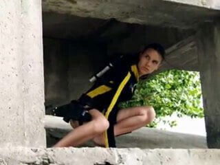 Sexy Lara Croft Cosplay Slideshow