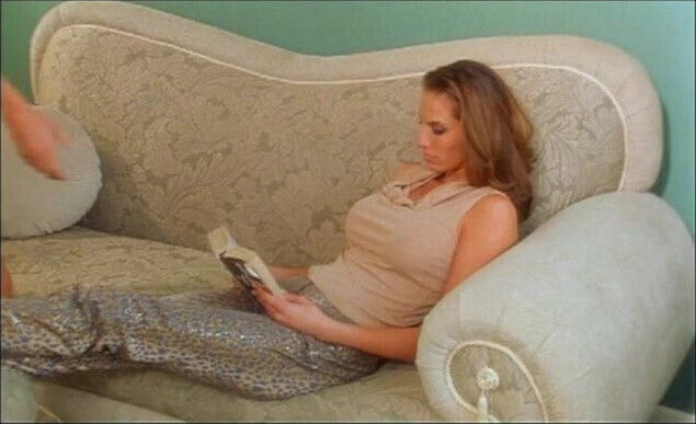 Brunette nympho with big ass gets doggystyle fucking in bedroom