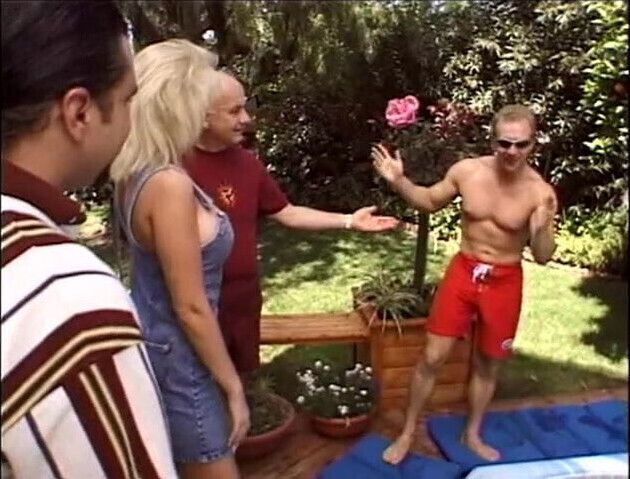 Horny housewife wraps her lips around an enormous cock