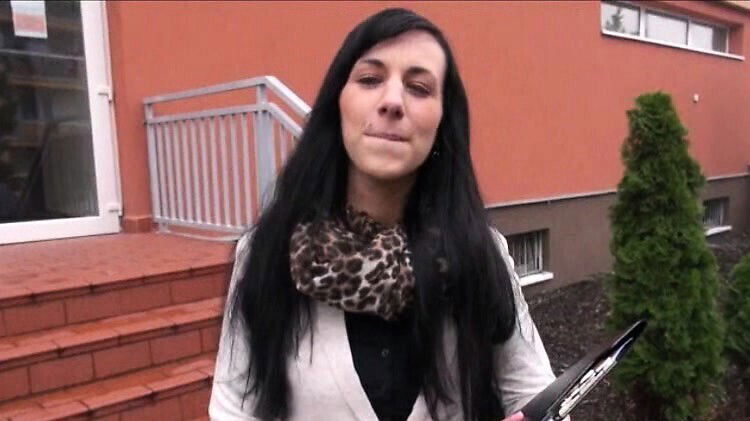 Pretty agent Terra Sweet pussy nailed exchange cash