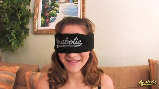 Alexa Ramone needs close