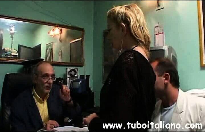 Letizia Sorella Maiala Italian