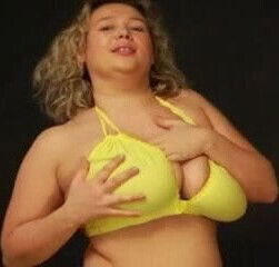 solo chubby girl and big tits