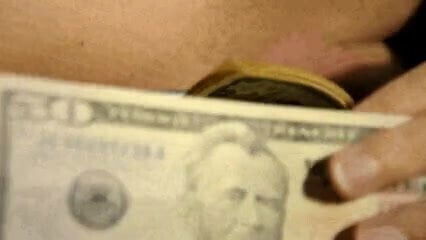 Rich Bitch, Money Pussy