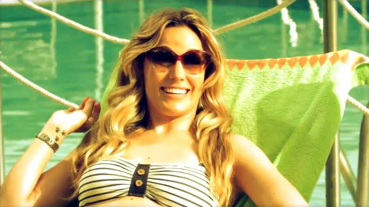 Dafne Fernandez Esta Mano