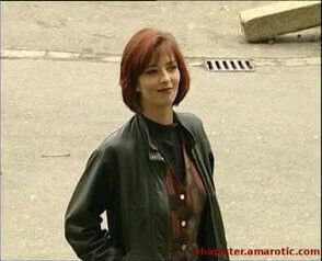 Shy redhead MILF shows tits after long discussion on street