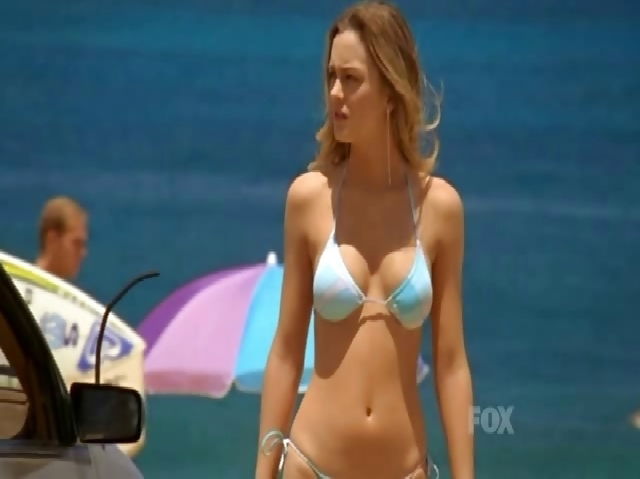 Leighton Meester North Shore