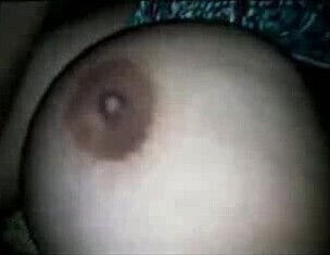 PAKI BABE RAAZIAH HUGE MELONS AFTER SEX