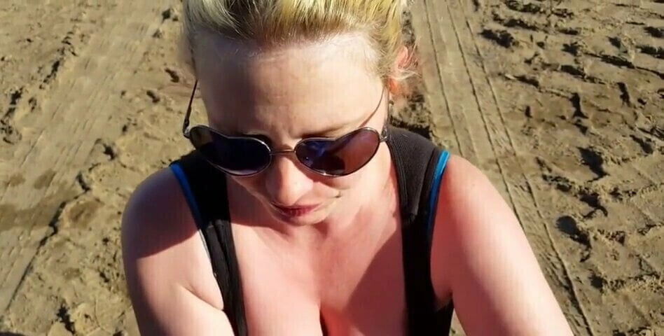 Blonde MILF Sucking Outdoors Taking Cumshot