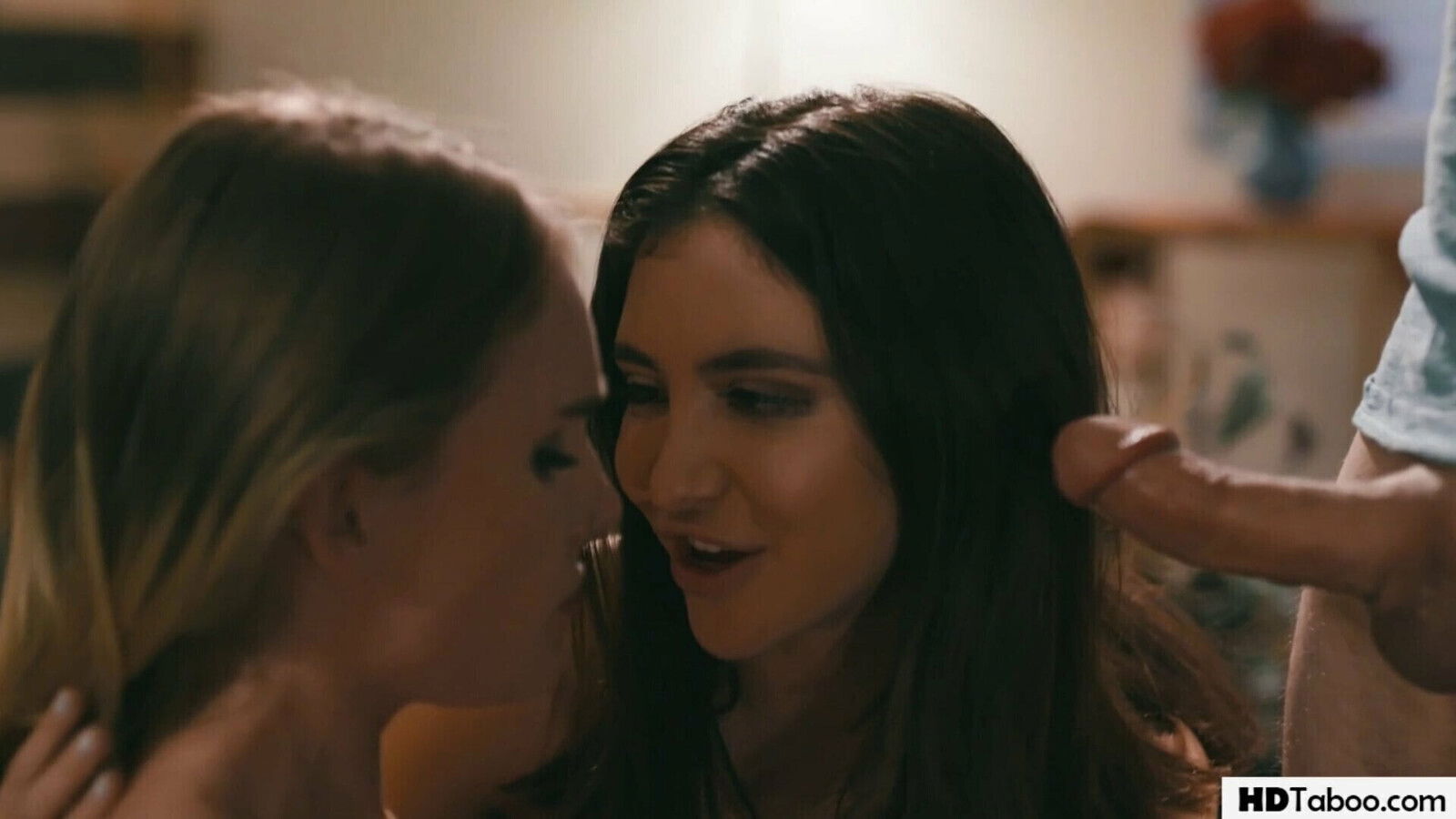 Crazy chick makes friends fuck hard