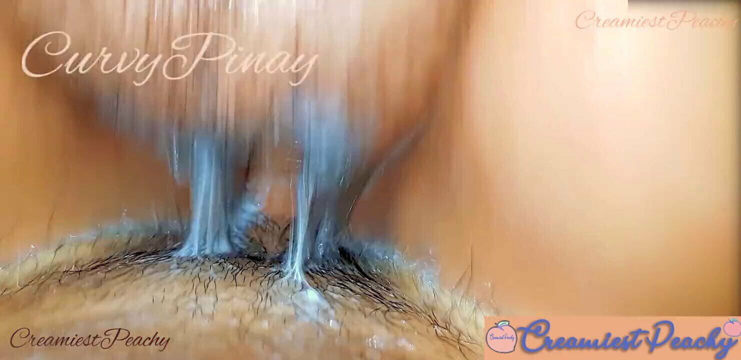 CURVY MILF GIVES SLOPPY DEEPTHROAT SUCKS BALLS