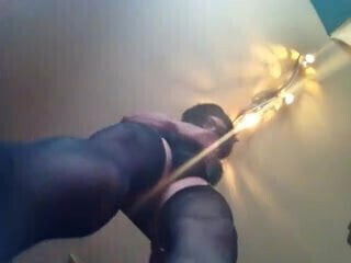 Giantess green undies