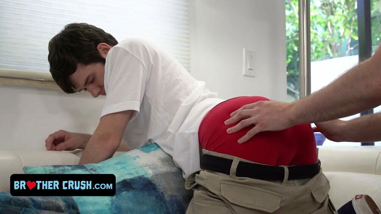 Curious Dakota Lovell Gets Tight Filled With