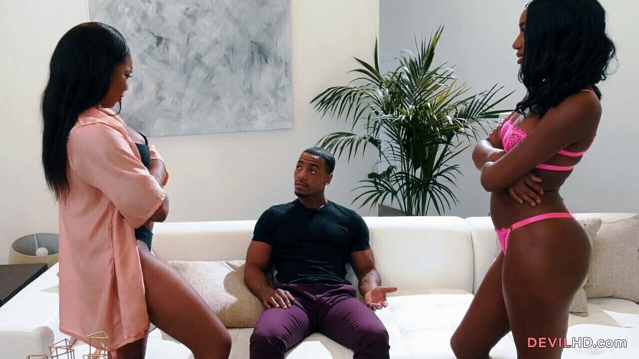 can't decide which pussy better