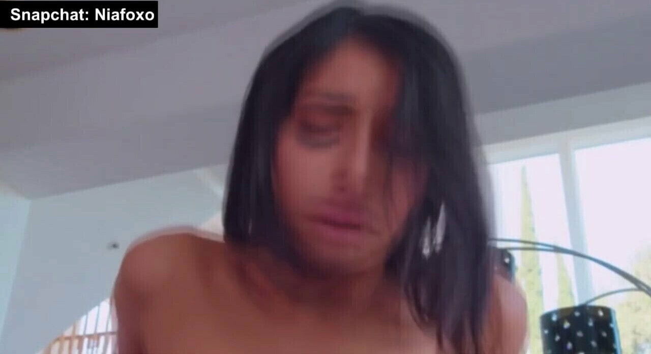 Petite Emily Willis can’t Focus until Gets Dick