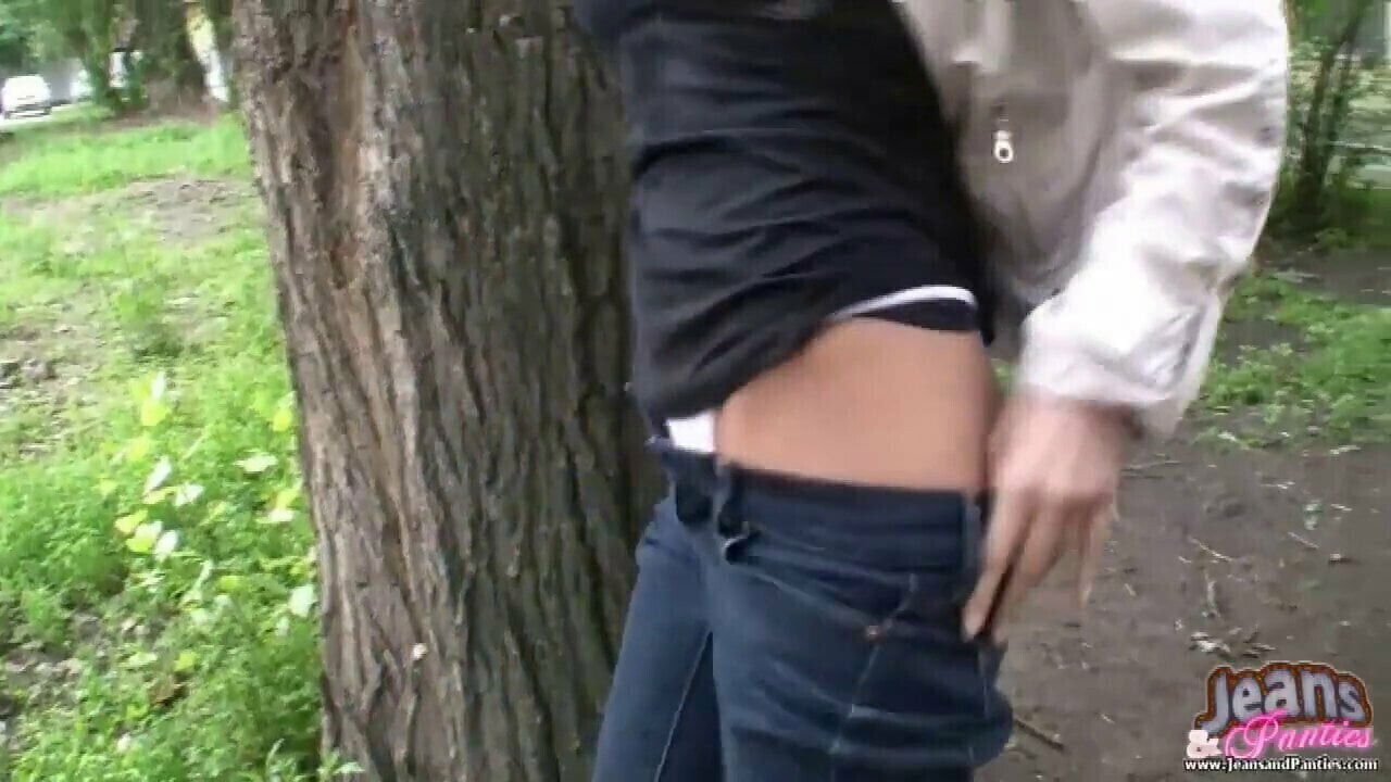 Tight blue jeans pussy just right