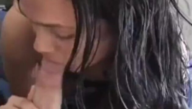 Amateur Latina Takes Dick