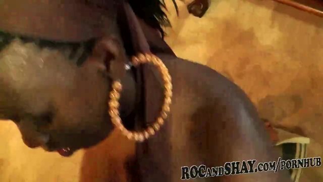 SHE SUCKED MY DICK TILL I CAME HARD !!