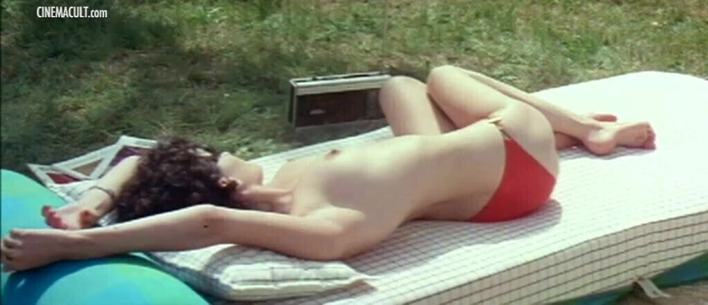 Edwige Fenech and Susan Scott - Il vizio di famiglia