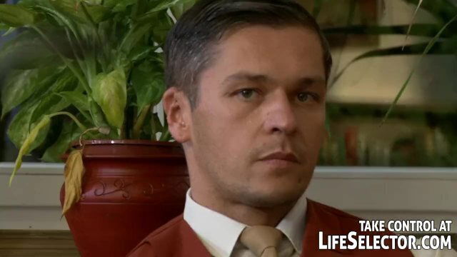 1930s detective story with sexy twist!