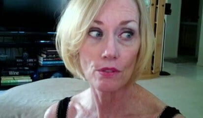 Mother Getting Pregnant