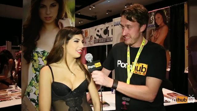 PornhubTV Taylor Interview eXXXotica 2014 Atlantic City