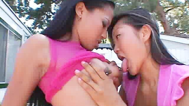 College Lesbians, Scene