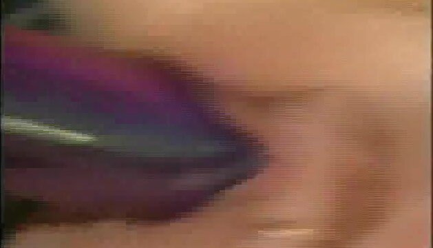 Cunt Crazy Co-Eds, Scene