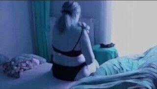 Dirty Housewife's Afternoon Fuck Session