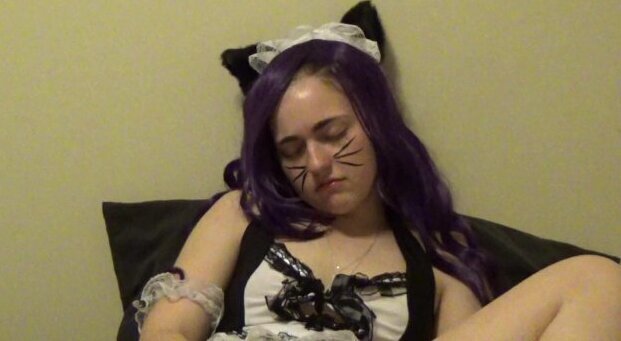 Kitty Maid Masturbation