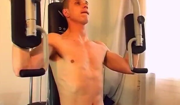 Full video: straight guy hard in a shower (Ludo)