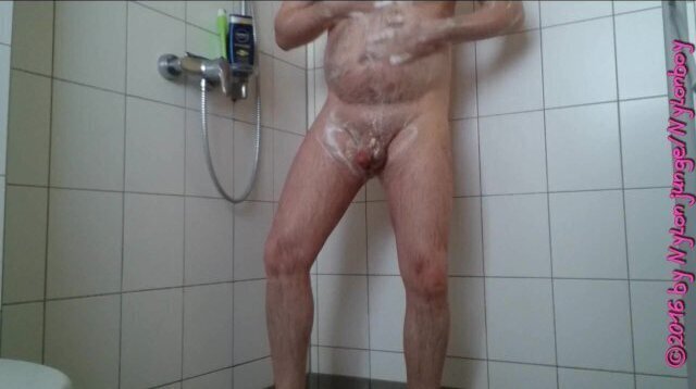 Nylonjunge Dusche