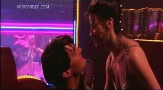 Celeb Elizabeth Berkley completely naked