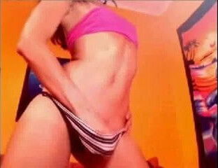 Sexy Euro Gurl With Tight Body Strips