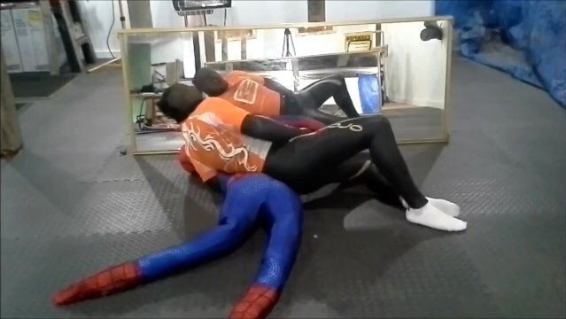 surfer orca humps spider dummy