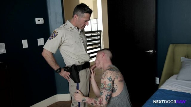 NextDoorRaw Lance Ford fucked by Officer Dean