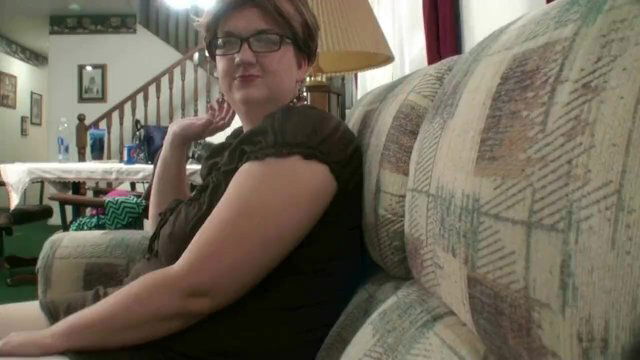 Brattyvikki smoking solo clip