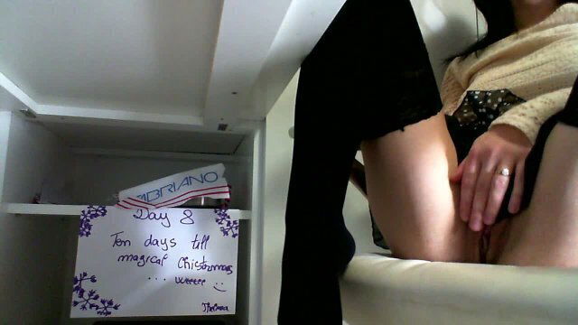 MASTURBATE WORK WEEKEND TIME