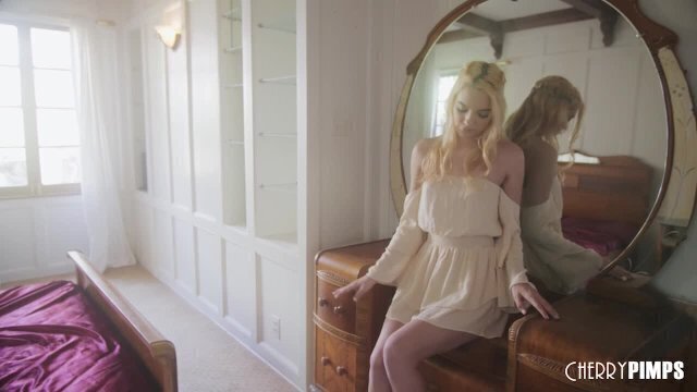 Kenna James Masturbates After Slow Striptease