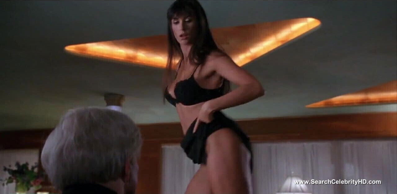 Demi Moore Striping To Nude Topless - Striptease - HD