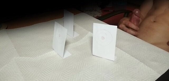 Solo male cumshot bullseye