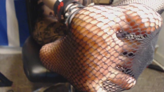 EXTREME Closeup Feet Painted Toes Fishnets