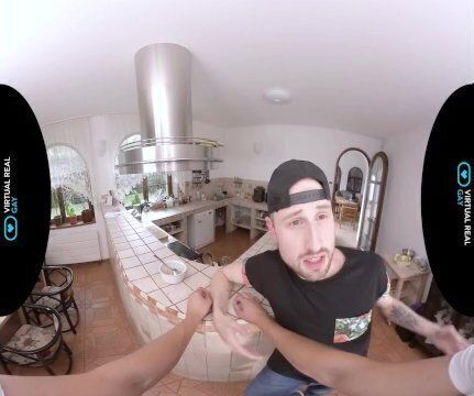 VirtualRealGay.com Such