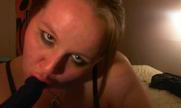 Sexy Sloppy Gagging Blowjob with